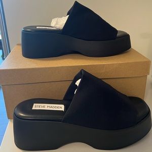 Steve Madden Black Platform Slide Sandals